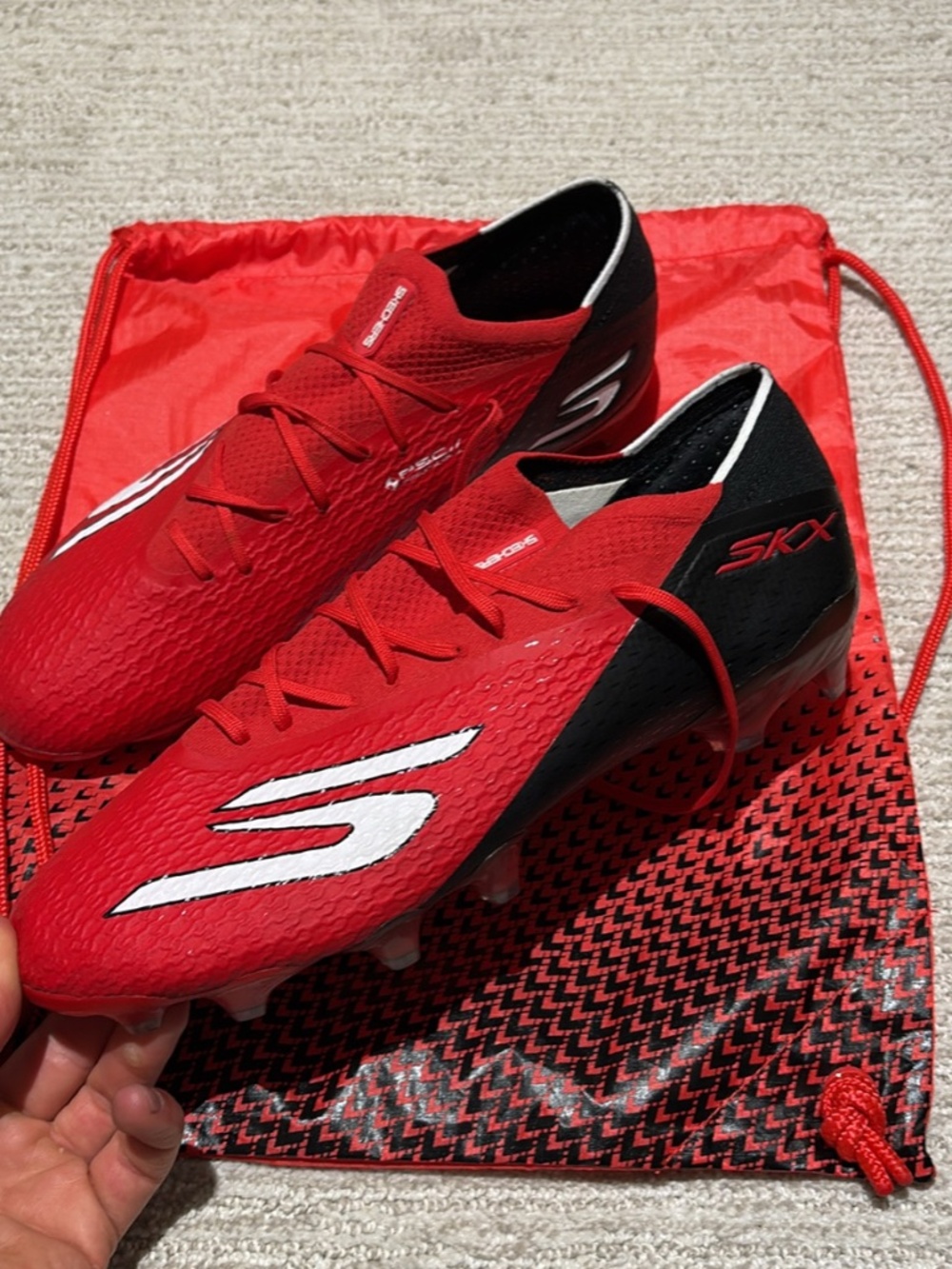 Skechers SKX 2 FG soccer cleats